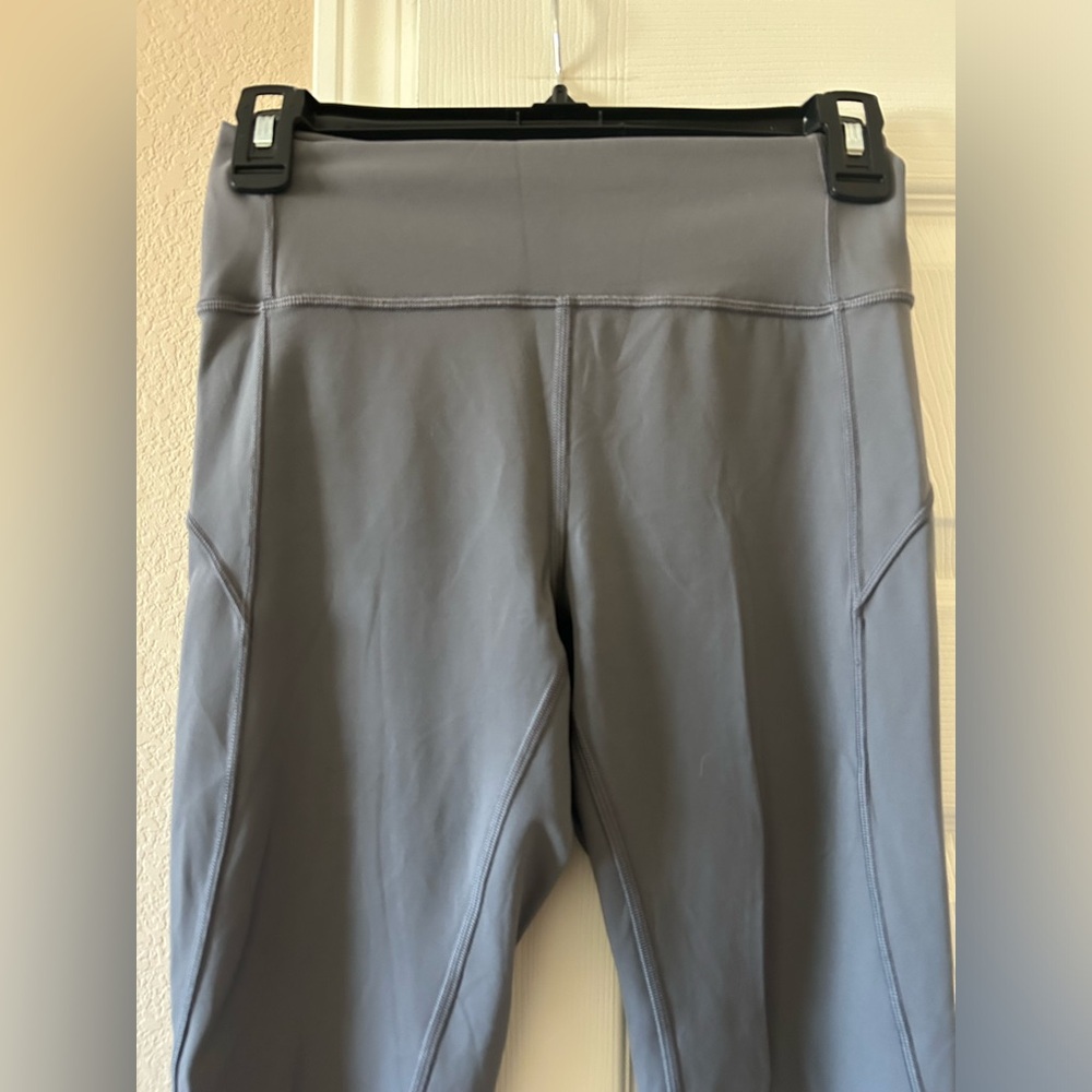 Lululemon In Movement Tight 25” Everlux - Picture 2 of 7